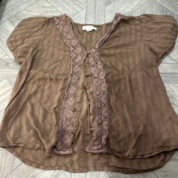 French Laundry Taupe Blouse with Lace Detail - Picture 4 of 13